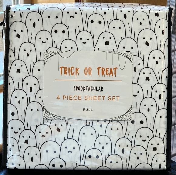 NWT Ghost Sheet Set Size Full Halloween Sheets Trick or Treat Sheets - Picture 2 of 3